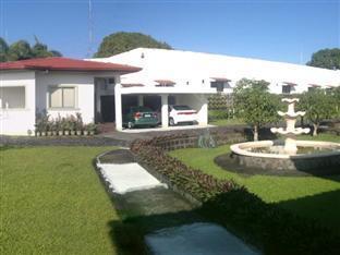 Mayon View Apartelle And Restaurant Sa Bukid Hotel Legazpi Exterior photo